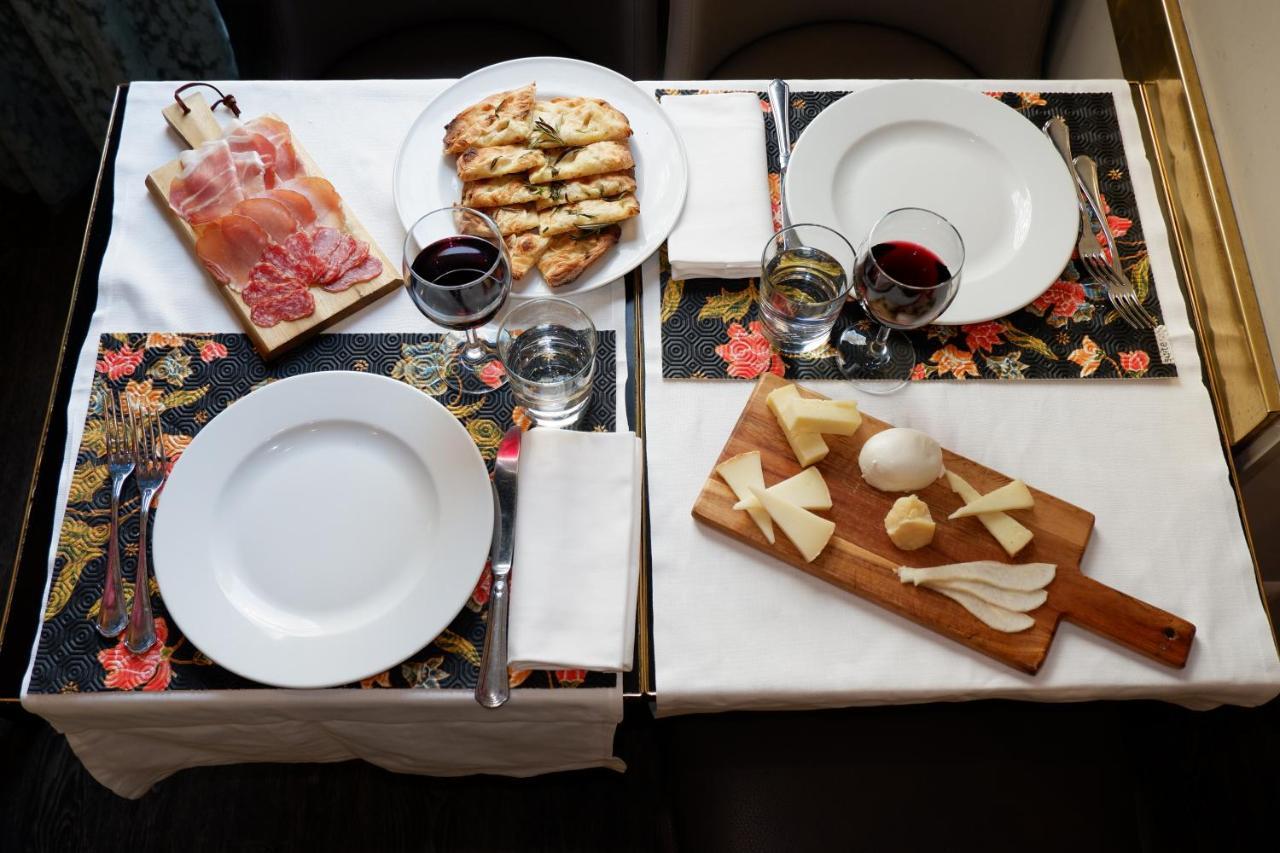 Giuturna Boutique Hotel Rome Bagian luar foto